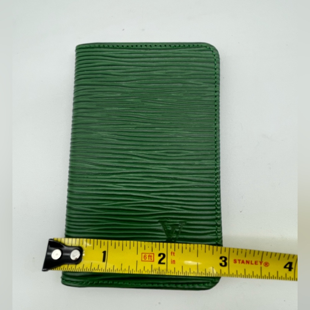 Louis Vuitton Epi Leather Card Holder - Picture 3 of 11